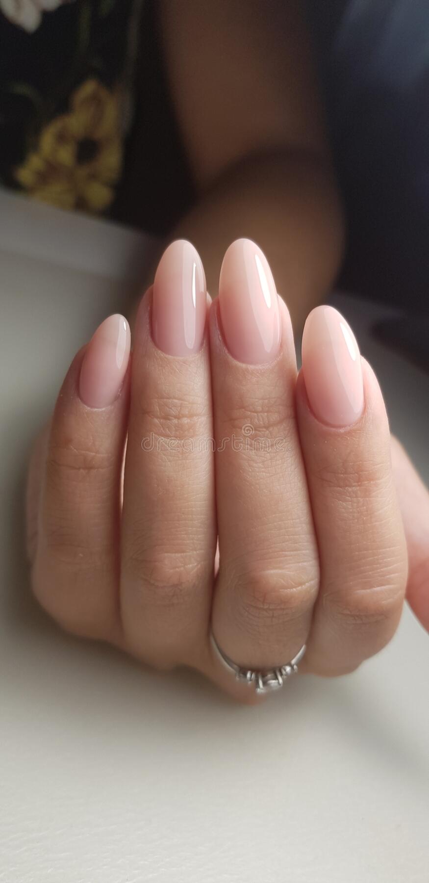 Color nude Color nude