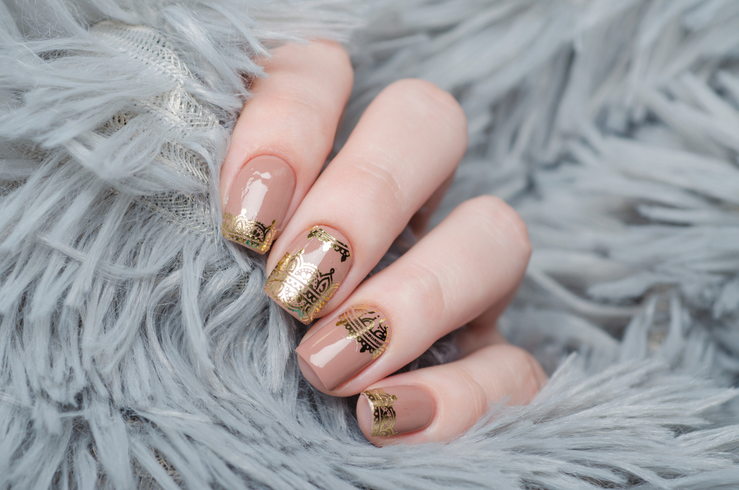 Color nude Color nude