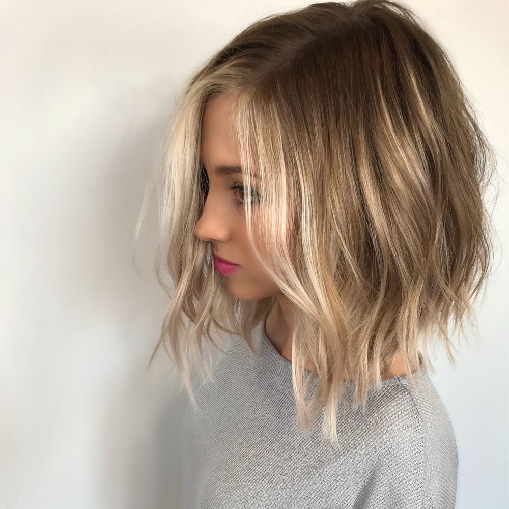 Balayage contouring pelo corto Balayage contouring pelo corto